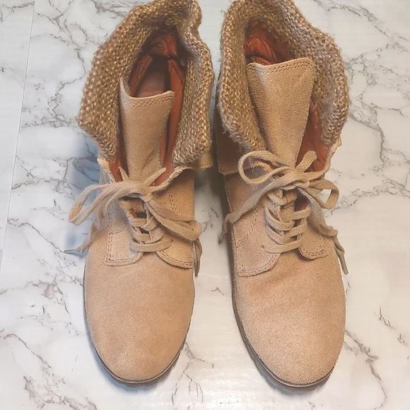 Lucky Brand tan suede booties, size 6 - Picture 2 of 9